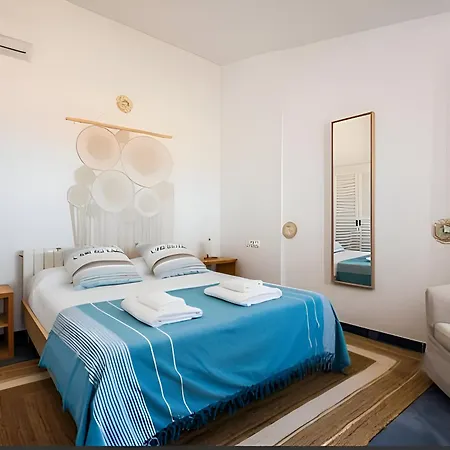 Roxana Es Castell (Menorca)